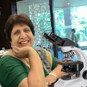 Dr. Roshan Chinoy